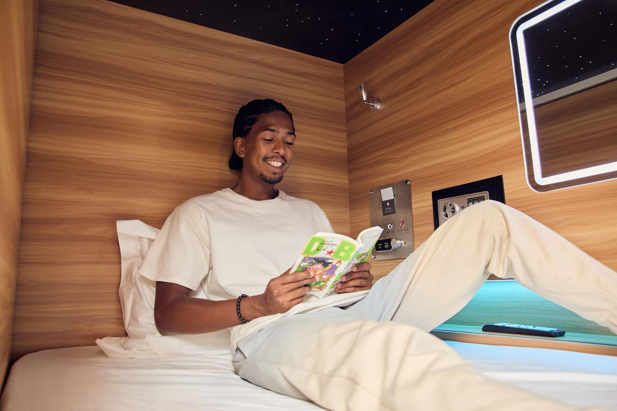 Capsule Hotel Montreal Luaran gambar